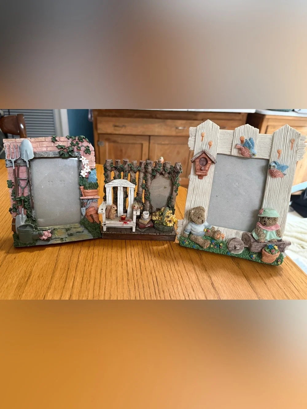Vintage 3D Resin Garden Teddy Bear Picture Frame Lot